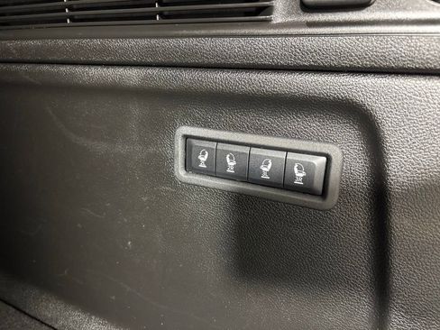 Used 2024 Jeep Wagoneer L Series II image 50