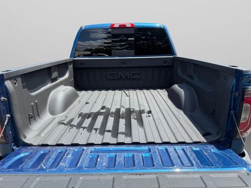 Used 2018 GMC Sierra 1500 SLT AWD/4WD image 27