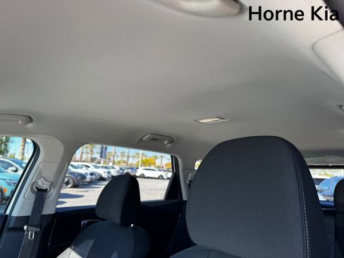 New 2026 Kia Sorento LX image 17