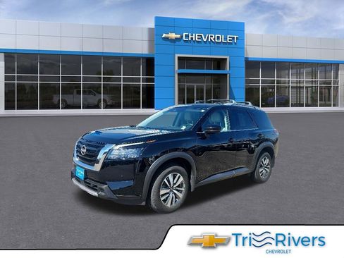 Used 2025 Nissan Pathfinder SL w/ Cargo Package AWD/4WD image 1
