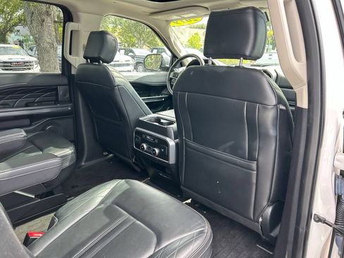Used 2019 Ford Expedition Platinum RWD image 46