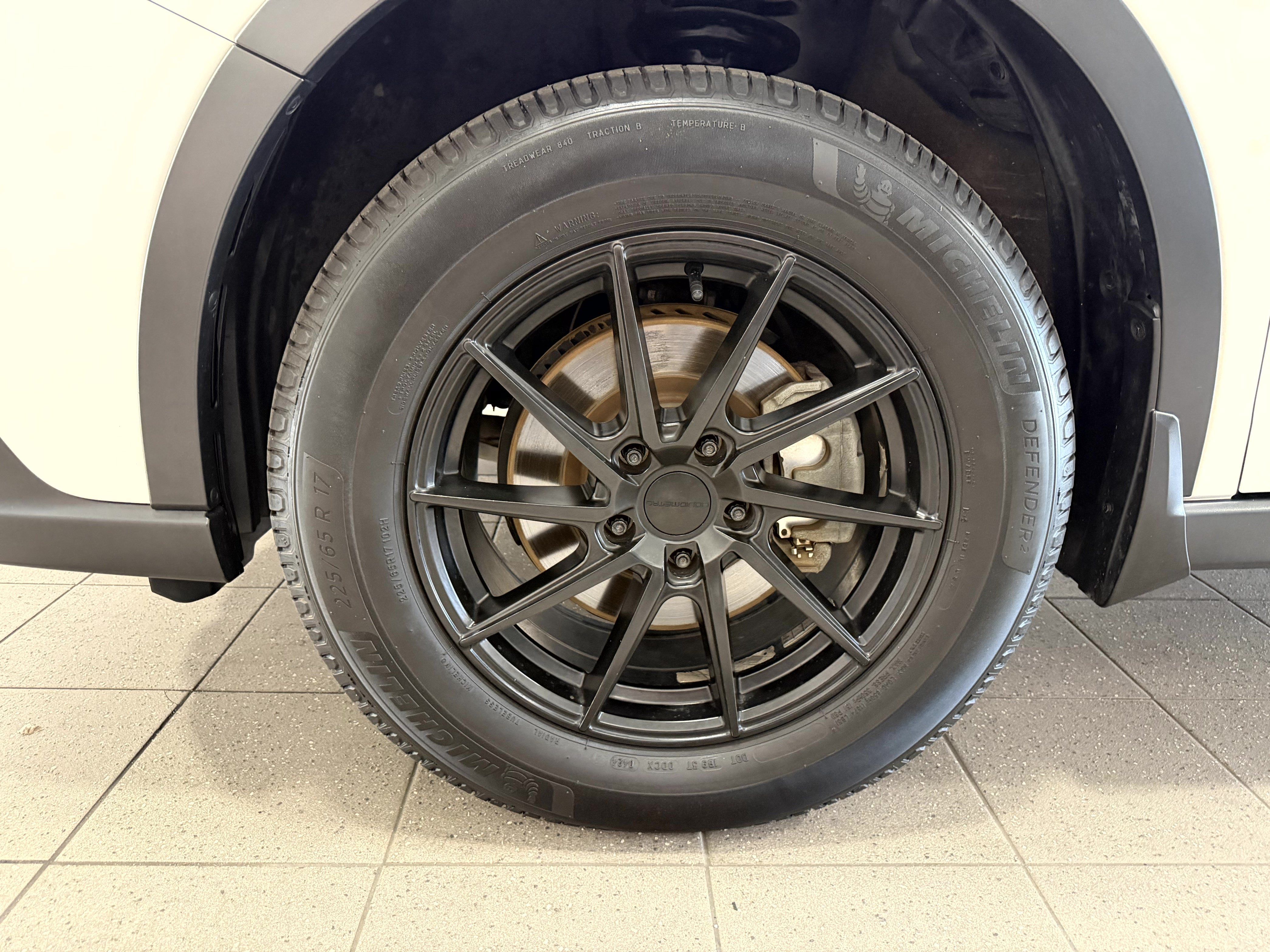 Used 2020 Subaru Outback Touring XT AWD/4WD image 8