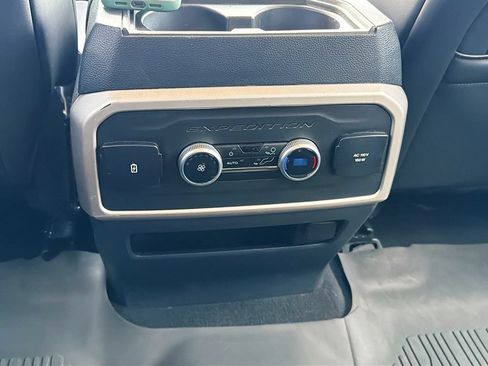 Used 2024 Ford Expedition Max XLT AWD/4WD image 22