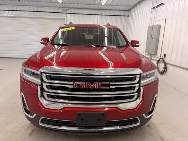 Used 2023 GMC Acadia SLT AWD/4WD image 2
