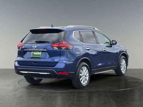 Used 2020 Nissan Rogue SV FWD image 10