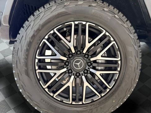 Used 2024 Mercedes-Benz G 63 AMG Squared image 25