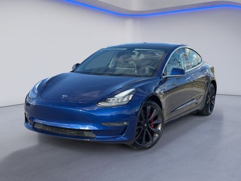 Used 2020 Tesla Model 3 Performance AWD/4WD image 2