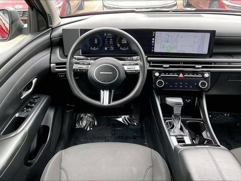 Certified 2025 Hyundai Tucson SEL FWD image 5
