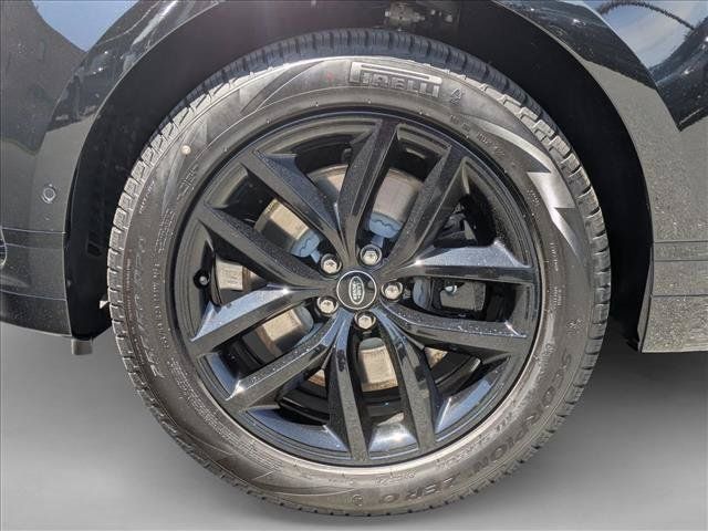 Used 2026 Land Rover Range Rover Velar Dynamic SE AWD/4WD image 10