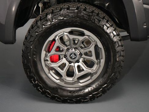 Used 2025 RAM 1500 Big Horn AWD/4WD image 34