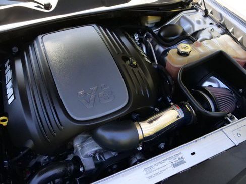 Used 2014 Dodge Challenger R/T w/ Blacktop Package image 42