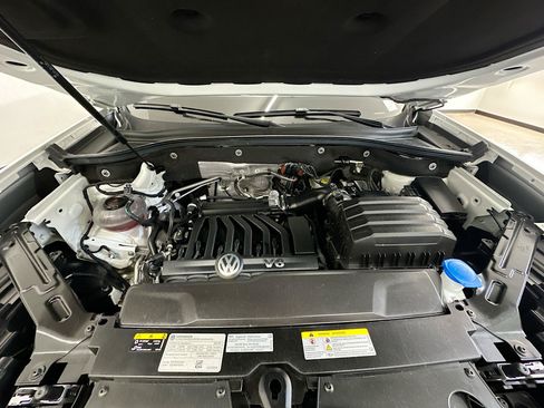 Used 2023 Volkswagen Atlas Cross Sport SE w/ Panoramic Sunroof Package AWD/4WD image 36