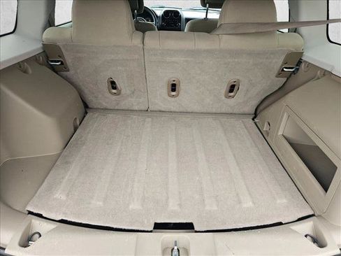 Used 2014 Jeep Patriot Sport FWD image 6