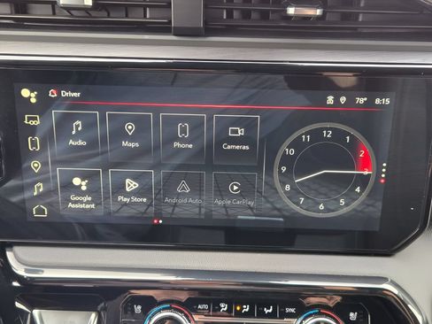Used 2024 GMC Sierra 1500 AT4 w/ Technology Package AWD/4WD image 14
