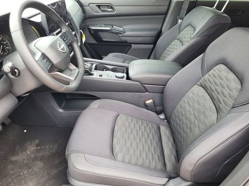 New 2026 Nissan Pathfinder SV AWD/4WD image 13