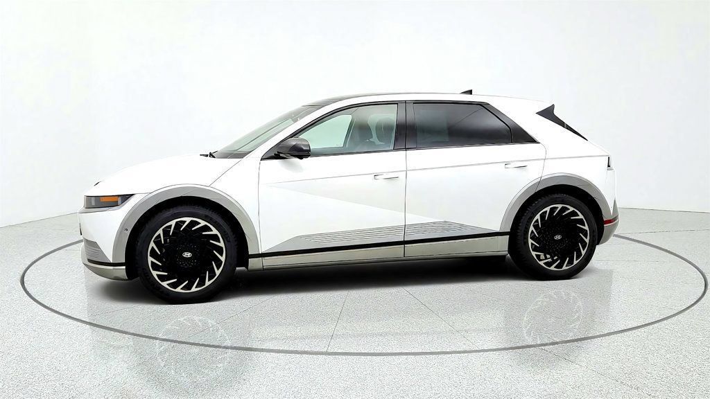 Used 2024 Hyundai Ioniq 5 Limited AWD/4WD image 8