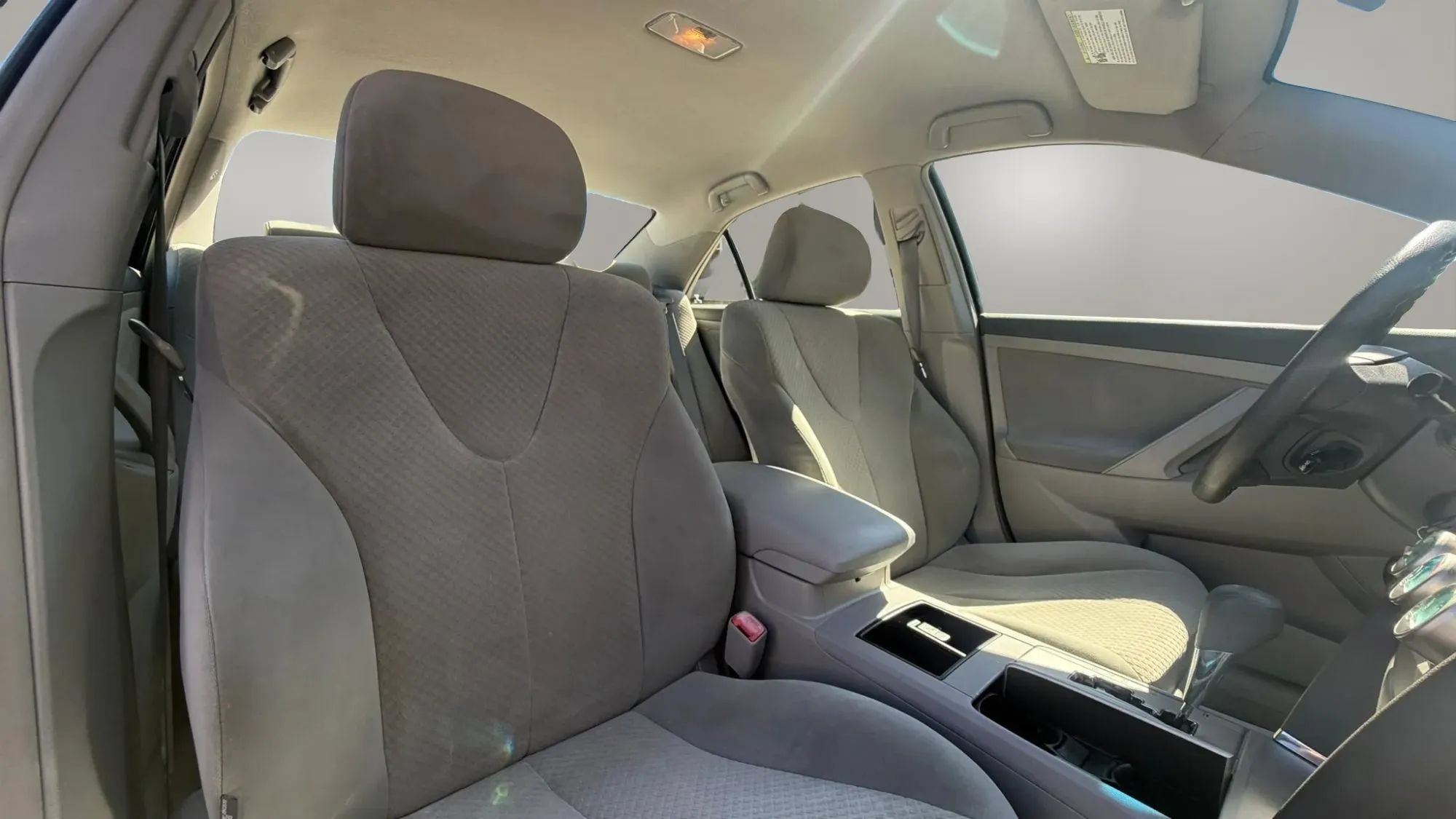 Used 2007 Toyota Camry LE FWD image 28