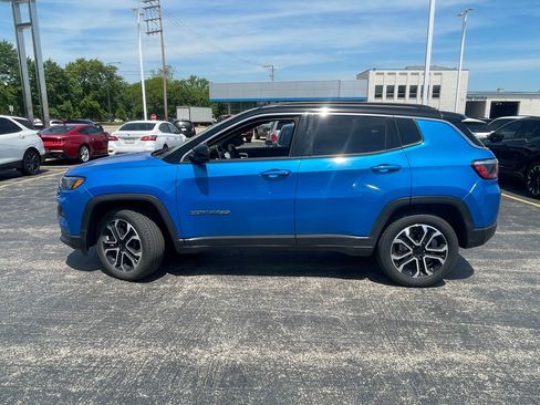 Used 2023 Jeep Compass Limited AWD/4WD image 4