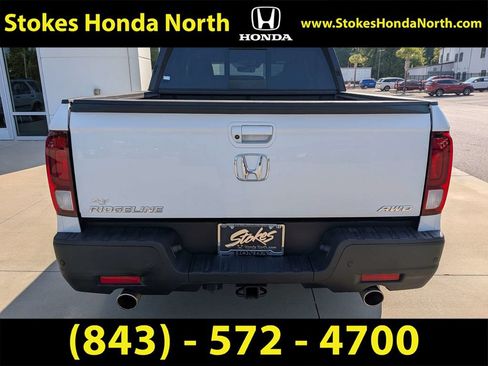 Certified 2021 Honda Ridgeline Black Edition image 10