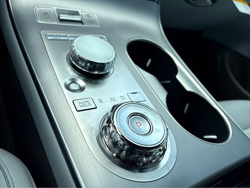 New 2026 Genesis GV70 2.5T Advanced AWD/4WD image 26