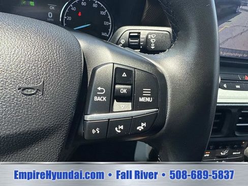Used 2023 Ford Maverick Lariat w/ Equipment Group 500A Standard AWD/4WD image 28