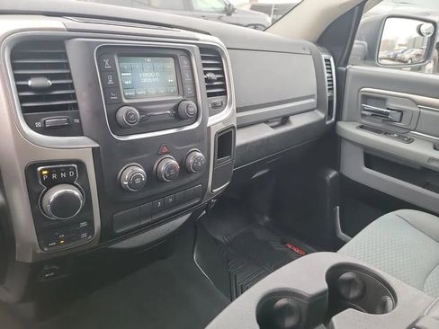 Used 2019 RAM 1500 Classic SLT AWD/4WD image 15