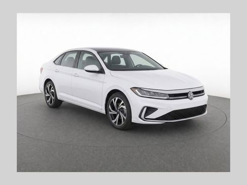 Used 2025 Volkswagen Jetta SEL FWD image 1