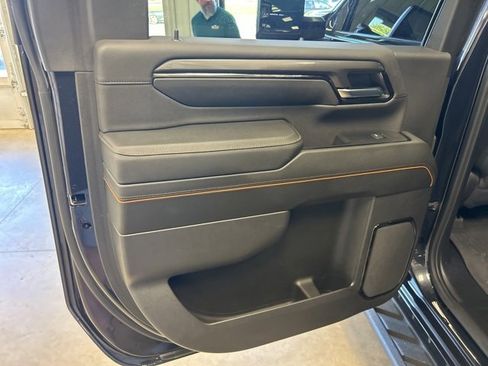 Used 2025 GMC Sierra 3500 AT4 w/ AT4 Premium Plus Package image 30