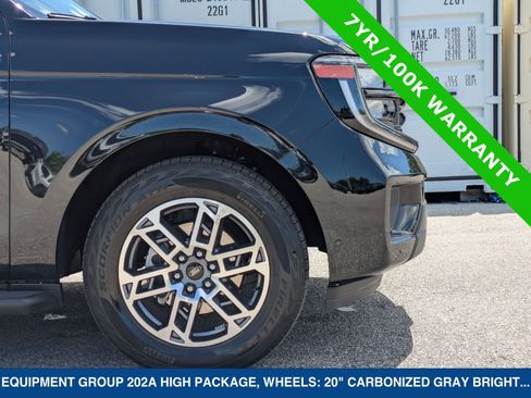 Certified 2025 Ford Expedition Active AWD/4WD image 12