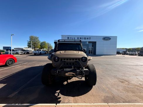 Used 2016 Jeep Wrangler Unlimited Sport w/ Quick Order Package 24S image 3