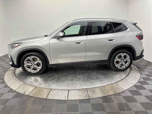 Used 2023 BMW X1 xDrive28i w/ Premium Package AWD/4WD image 16