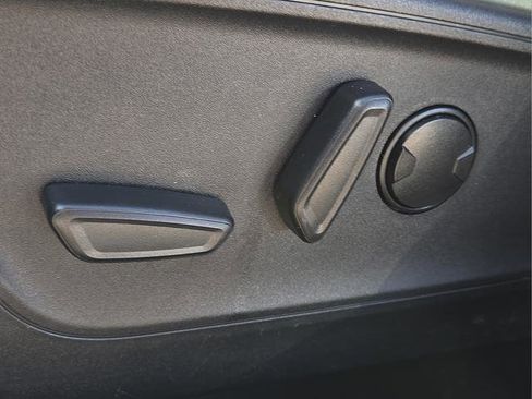 Used 2025 Ford Escape ST-Line FWD image 23