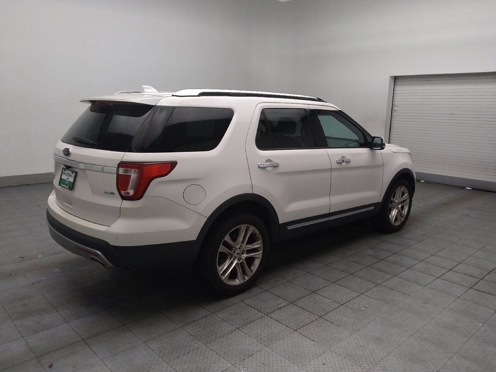 Used 2017 Ford Explorer Limited w/ Equipment Group 301A AWD/4WD image 10