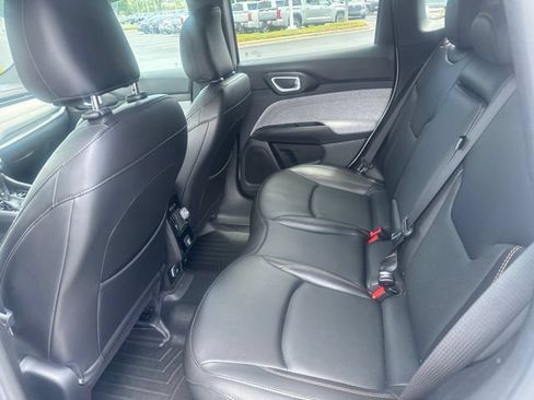 Used 2023 Jeep Compass Latitude AWD/4WD image 14
