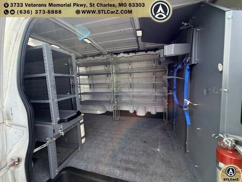 Used 2021 Chevrolet Express 2500 RWD image 12