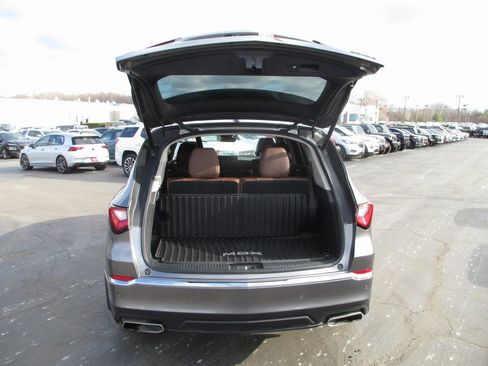 Used 2024 Acura MDX SH-AWD w/ Technology Package image 7