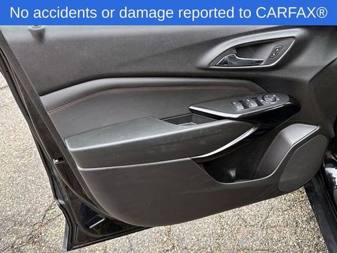 Certified 2024 Chevrolet Trax RS w/ Driver Confidence Package image 17