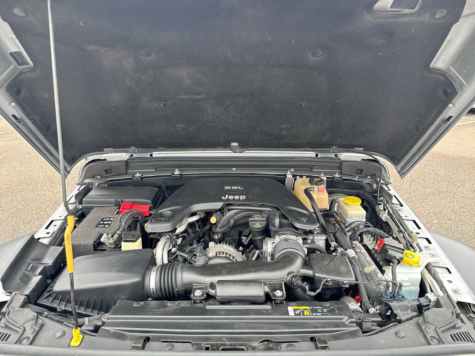 Used 2018 Jeep Wrangler Unlimited Sport S AWD/4WD image 17