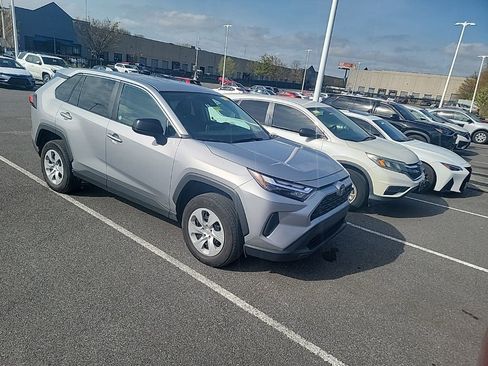 Used 2024 Toyota RAV4 LE image 13