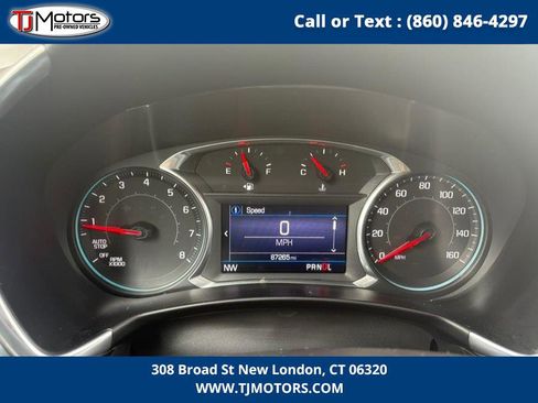 Used 2019 Chevrolet Equinox LT AWD/4WD image 17