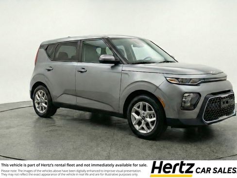 Used 2025 Kia Soul LX w/ LX Technology Package FWD image 1