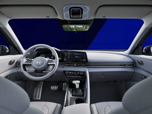 New 2026 Hyundai Elantra Sport FWD image 11