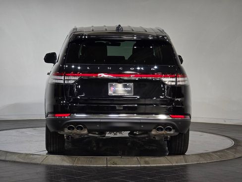 New 2026 Lincoln Aviator Premiere image 8