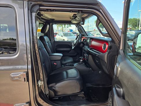 Used 2018 Jeep Wrangler Unlimited Rubicon AWD/4WD image 24