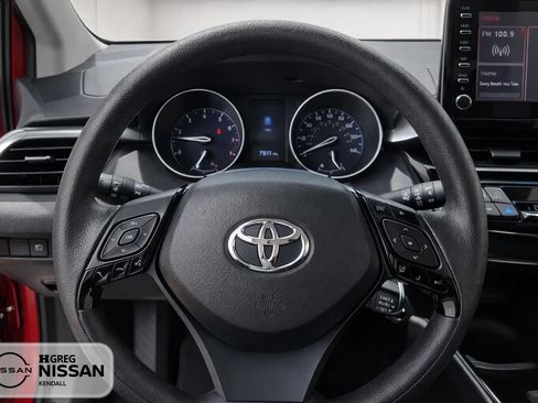 Used 2020 Toyota C-HR LE FWD image 9