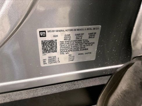 Used 2025 Chevrolet Equinox LT AWD/4WD image 35