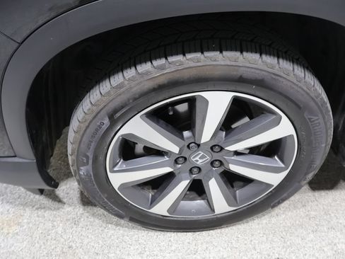 Used 2024 Honda Pilot Elite image 9
