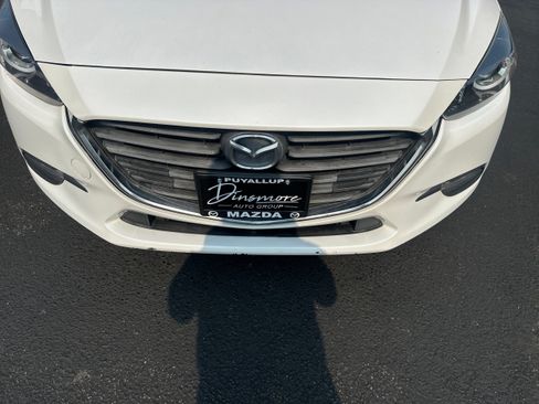 Used 2018 MAZDA MAZDA3 Sport FWD image 20