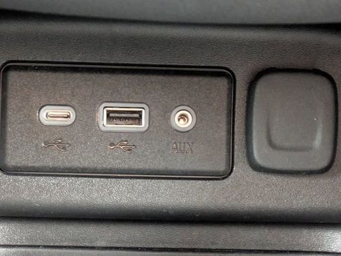 Used 2024 Chevrolet Equinox RS image 23