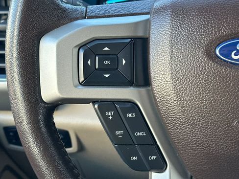 Used 2019 Ford F150 Lariat image 26